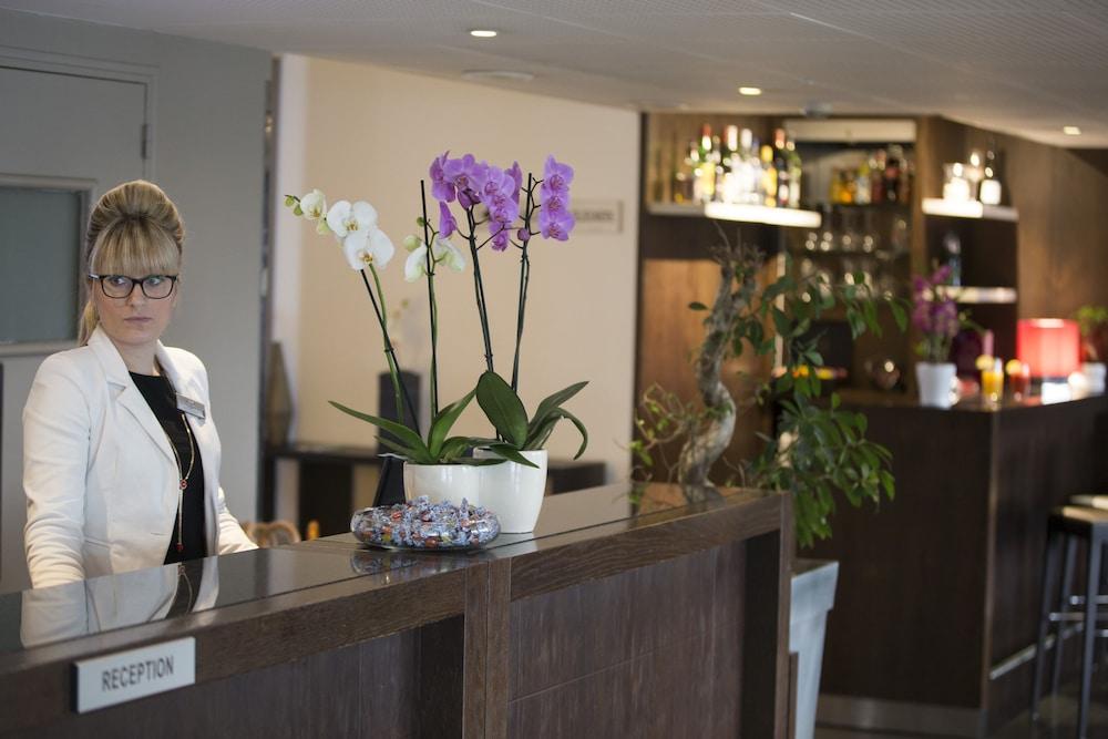 Hotel Mercure Rennes Cesson Екстериор снимка