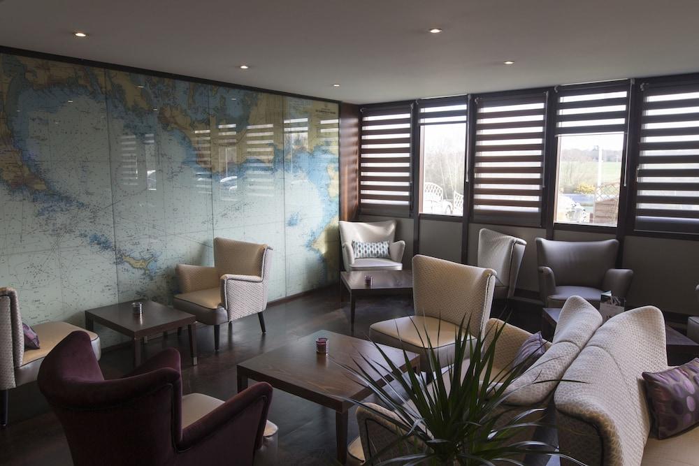 Hotel Mercure Rennes Cesson Екстериор снимка