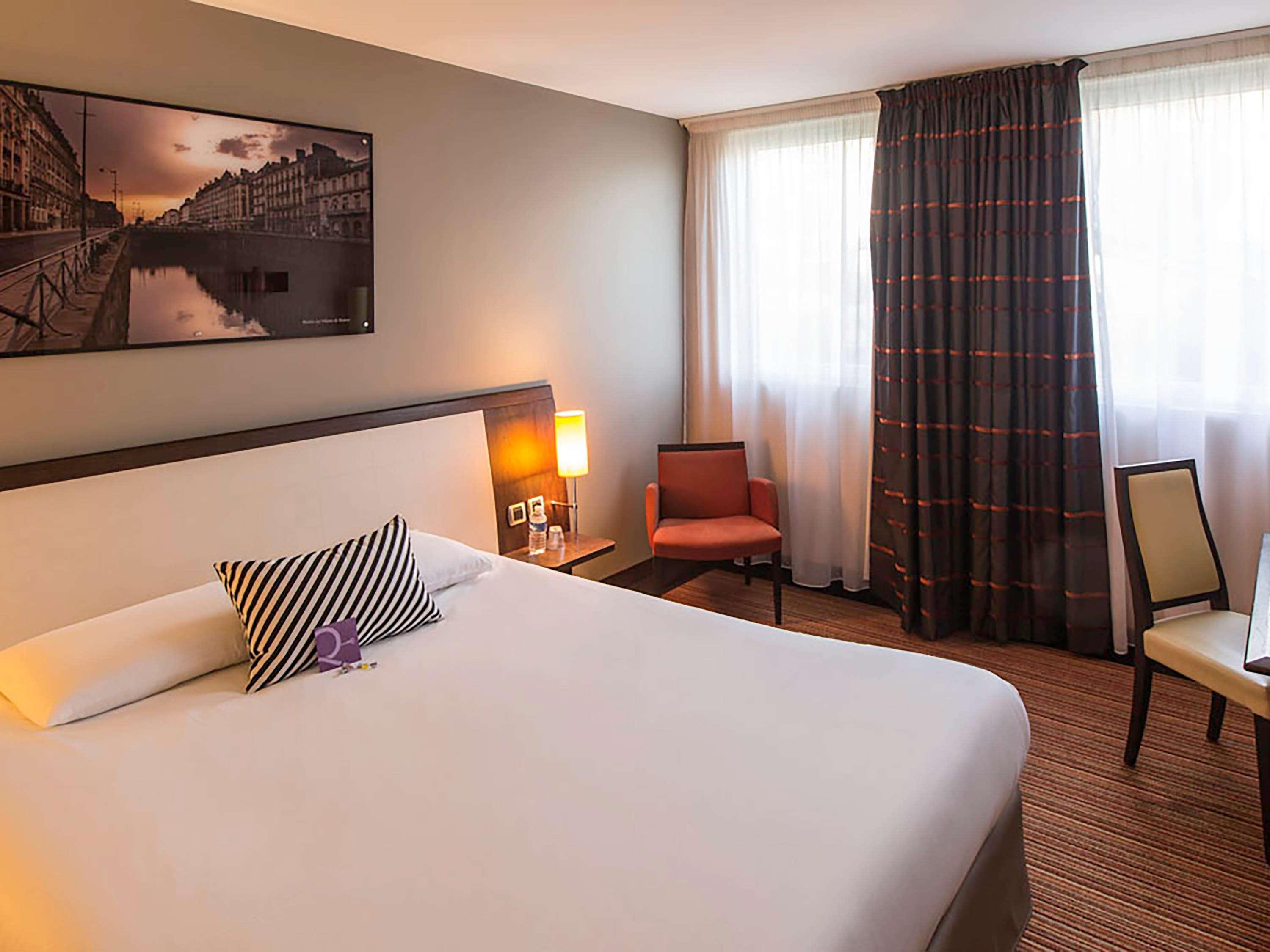 Hotel Mercure Rennes Cesson Екстериор снимка