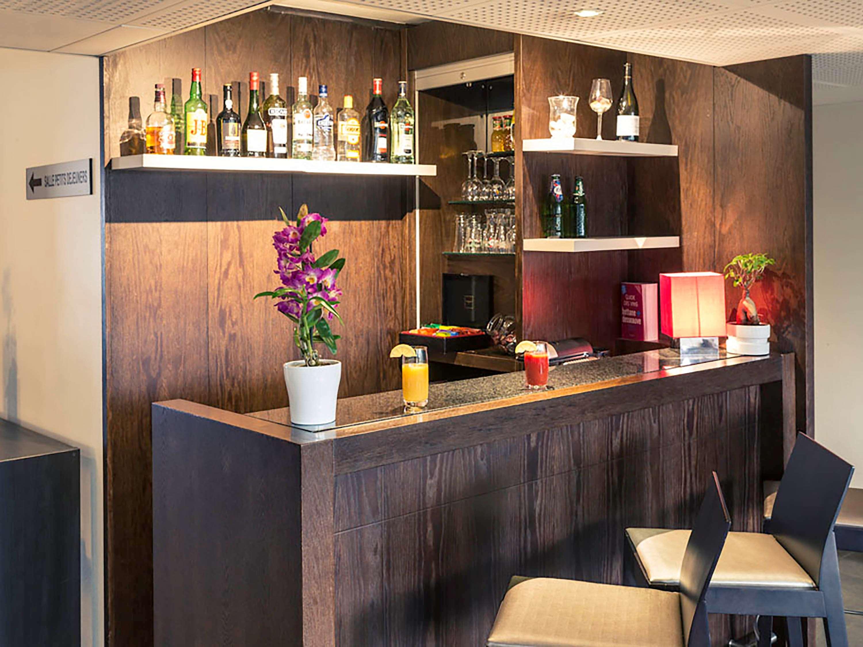 Hotel Mercure Rennes Cesson Екстериор снимка