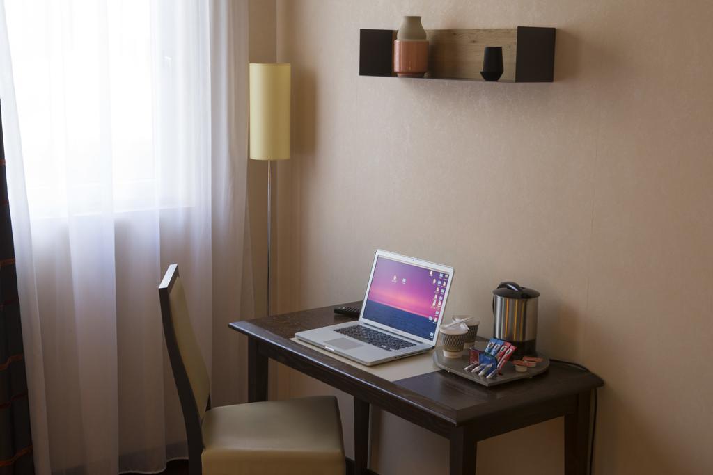 Hotel Mercure Rennes Cesson Стая снимка