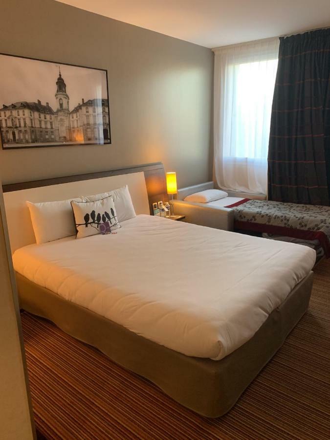 Hotel Mercure Rennes Cesson Екстериор снимка